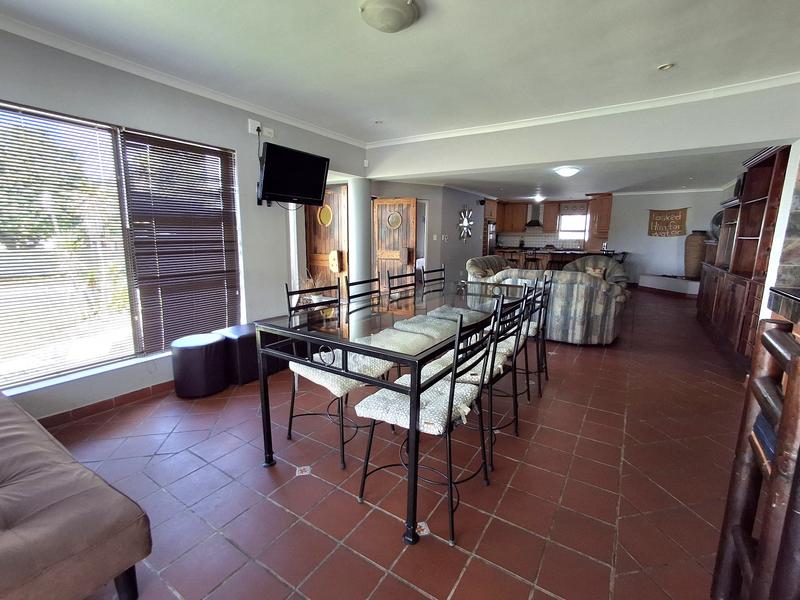 4 Bedroom Property for Sale in Britannia Bay Western Cape